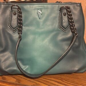 Simply Vera Vera Wang NWOT green ombré shoulder bag.